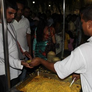 Serving 100 Pilgrims